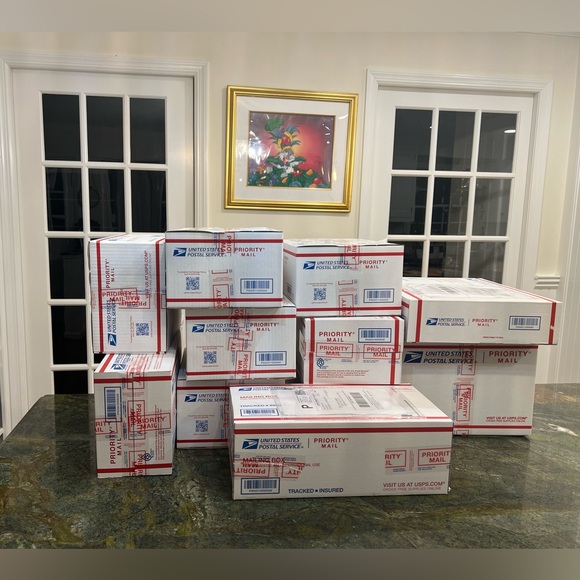 Welcome to my closet !!🍭🍮🍦🍕🍟🍗 - Picture 4 of 4